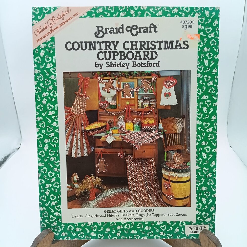 Country Christmas Cupboard by Shirley Botsford 1988, Vintage Braid Craft Pattern